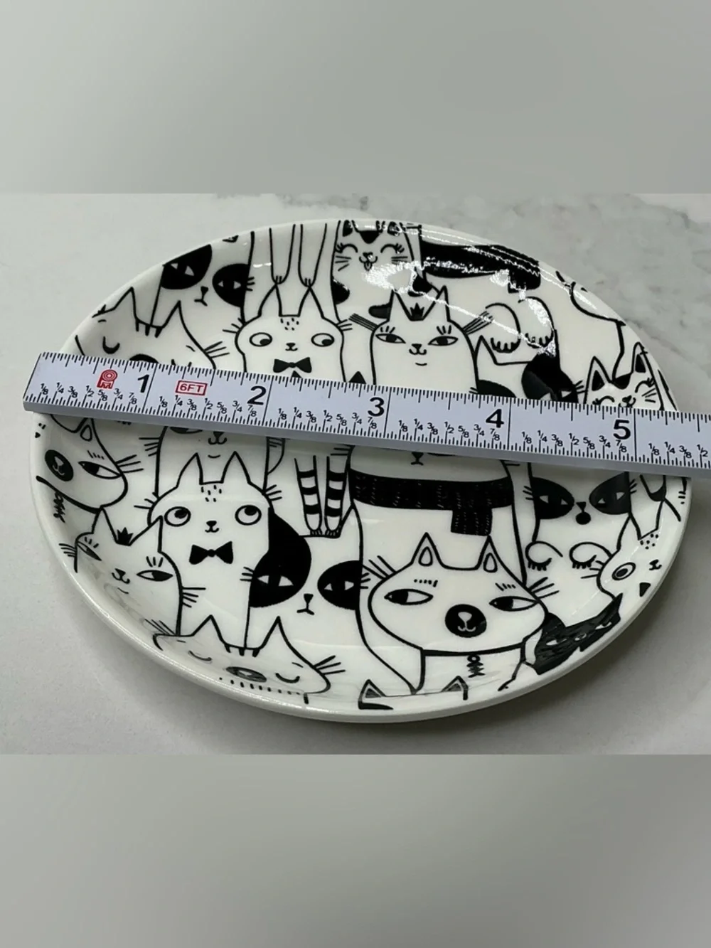Cat Plate or Cat Dish Dessert Plate Ceramic 5” Kitten Faces White Black NEW